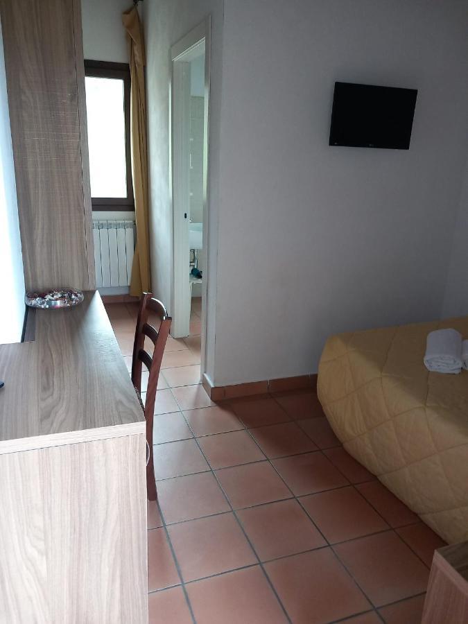 Agriturismo L'Ulivo Padula Kültér fotó
