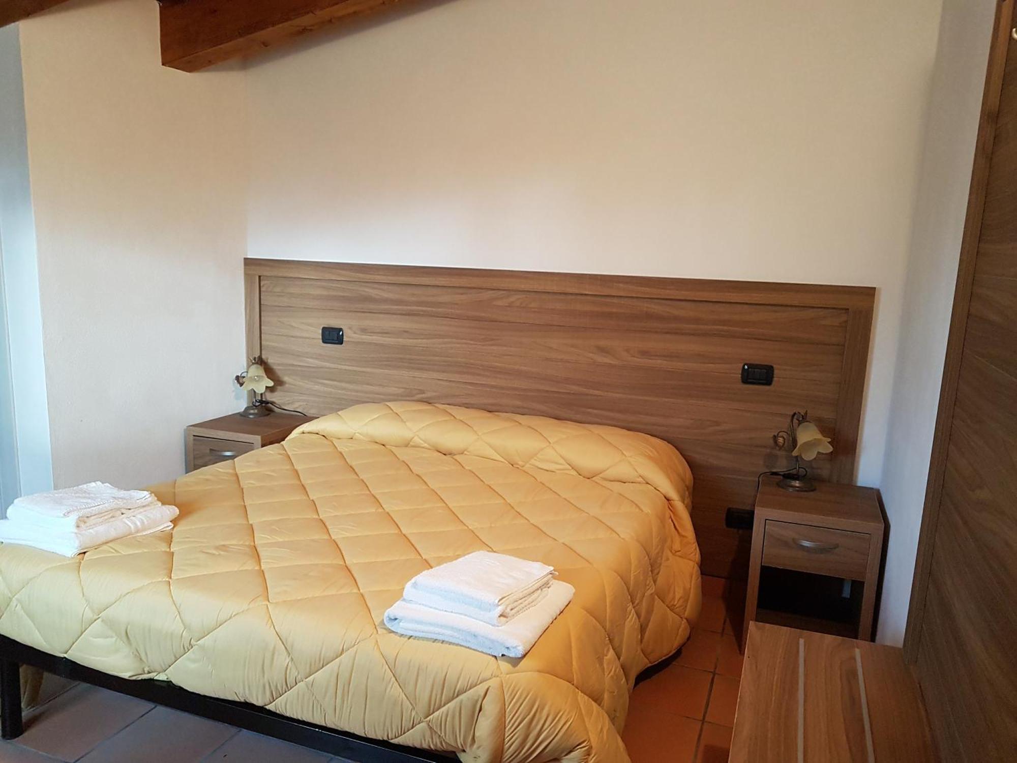Agriturismo L'Ulivo Padula Kültér fotó